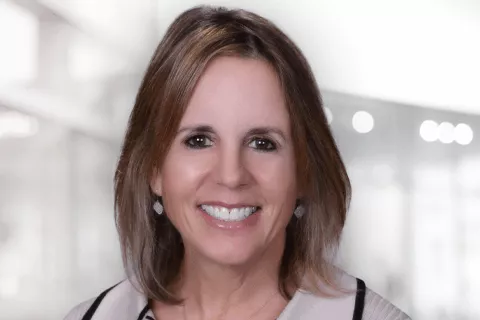 Holli Ryter's Headshot