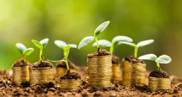 Incentive Equity Plans and Startup Fundraising